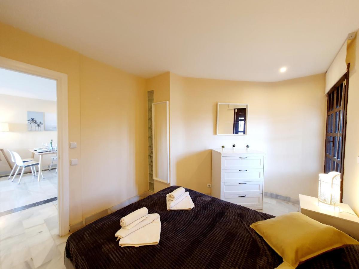 Cozy Apartment On The Beach Sitio de Calahonda 외부 사진