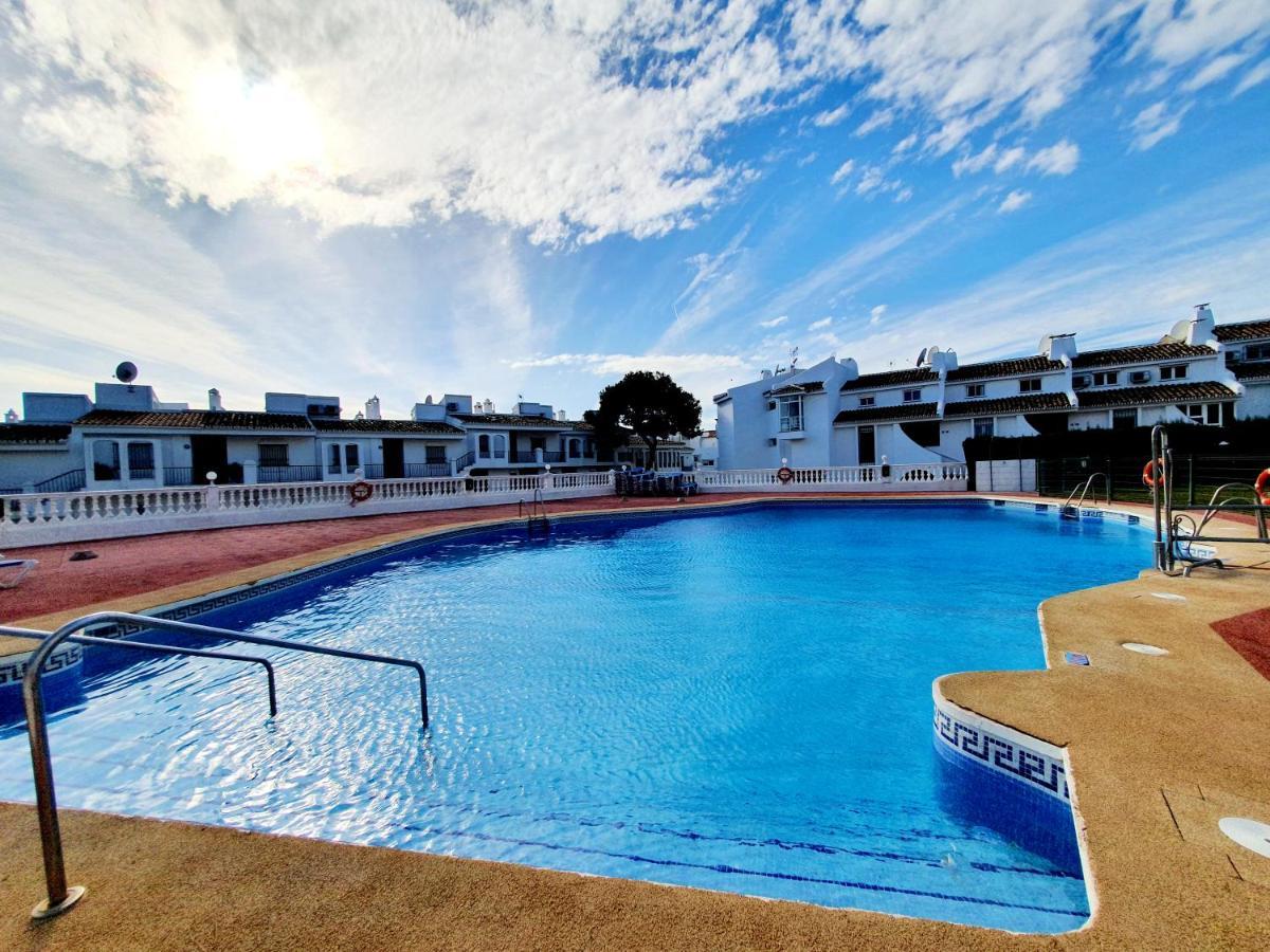Cozy Apartment On The Beach Sitio de Calahonda 외부 사진