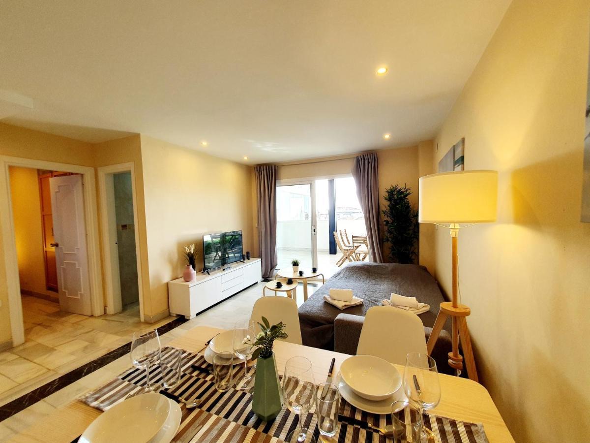 Cozy Apartment On The Beach Sitio de Calahonda 외부 사진