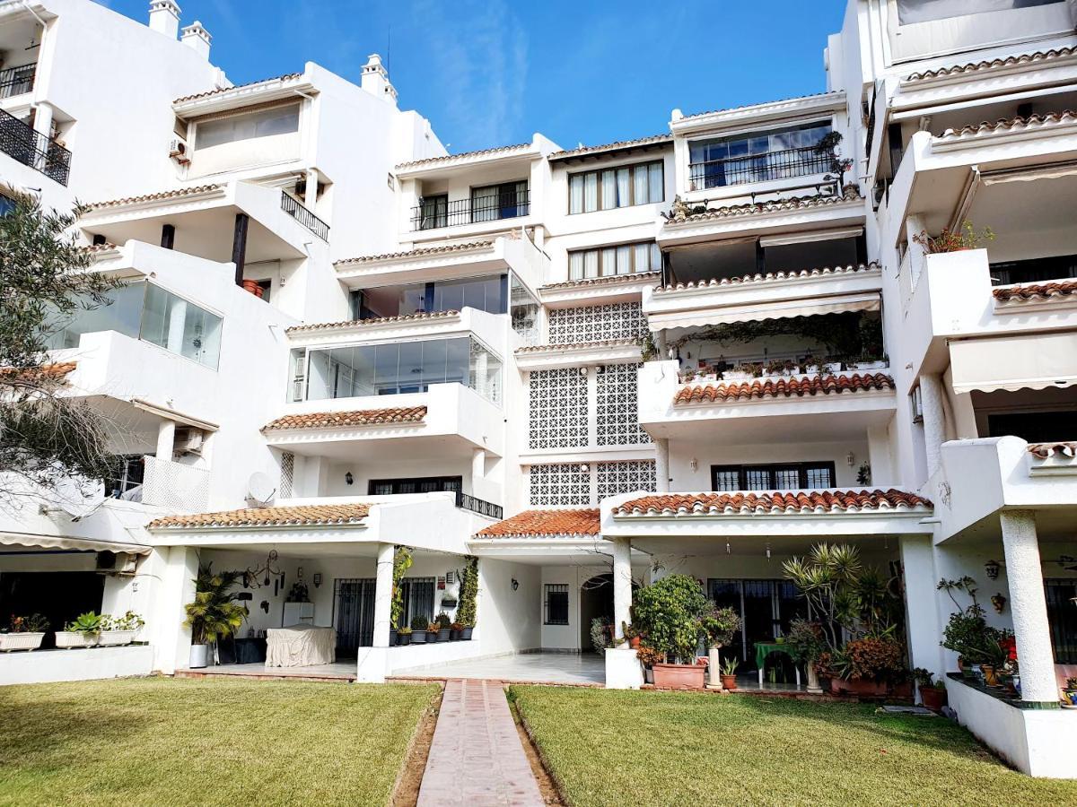 Cozy Apartment On The Beach Sitio de Calahonda 외부 사진