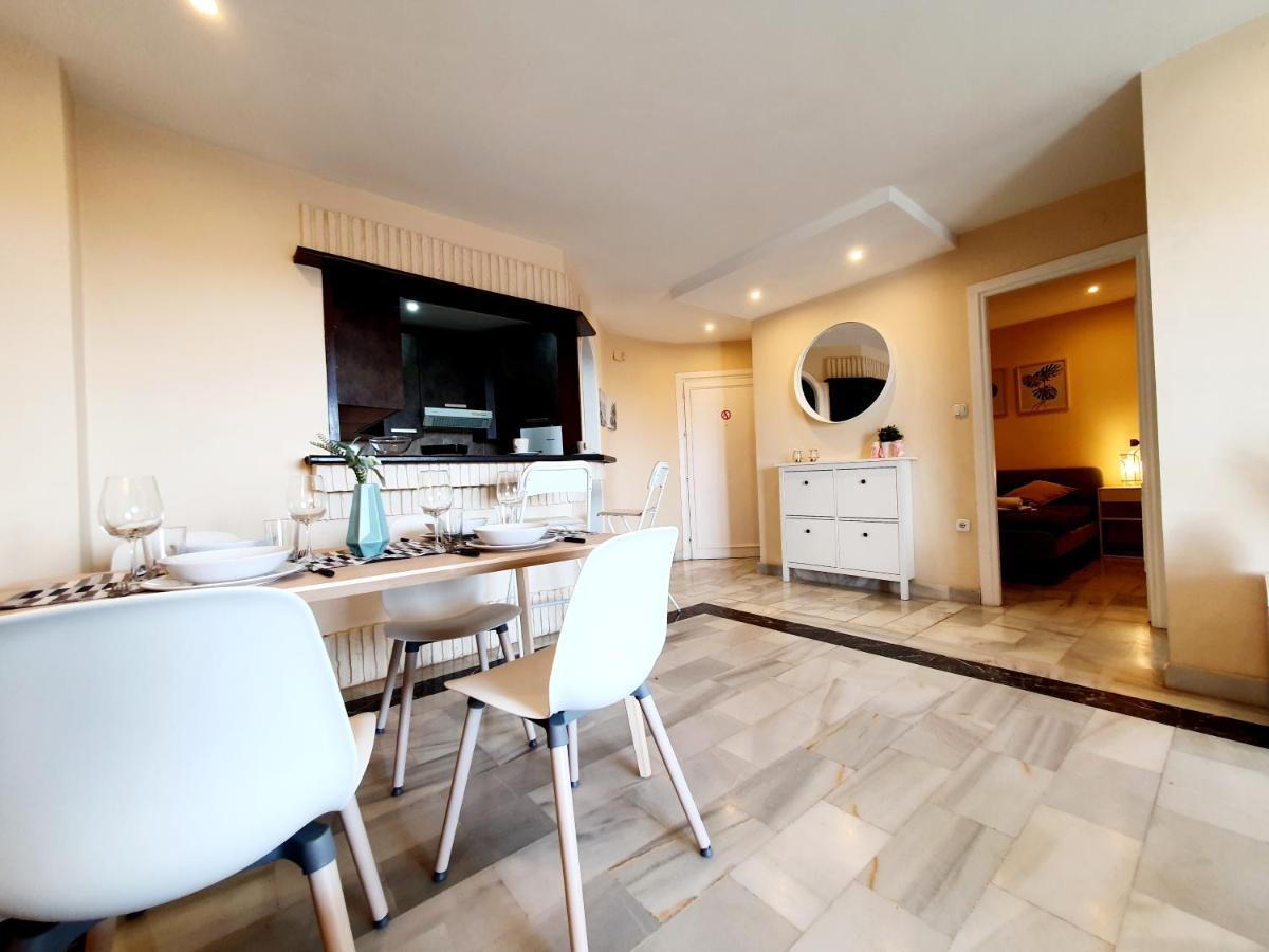 Cozy Apartment On The Beach Sitio de Calahonda 외부 사진