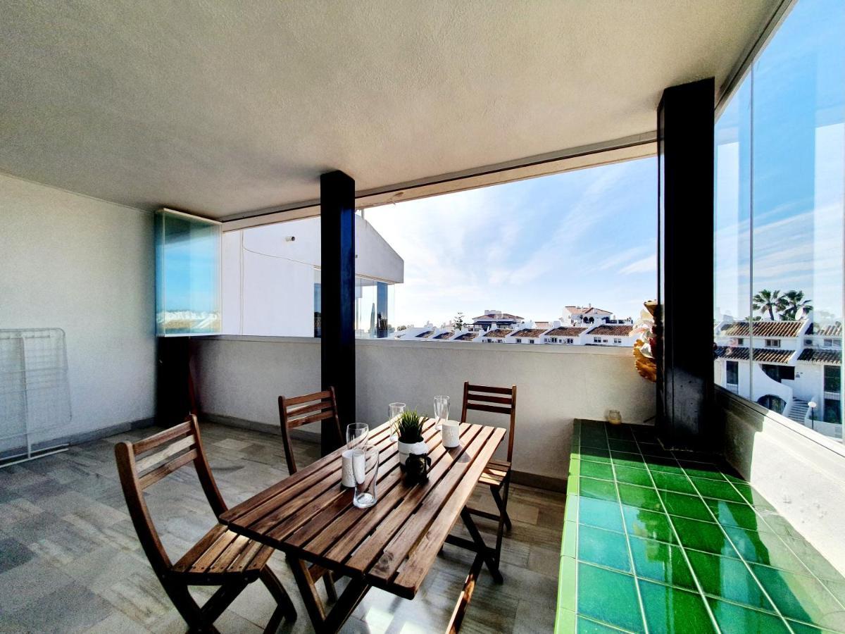 Cozy Apartment On The Beach Sitio de Calahonda 외부 사진