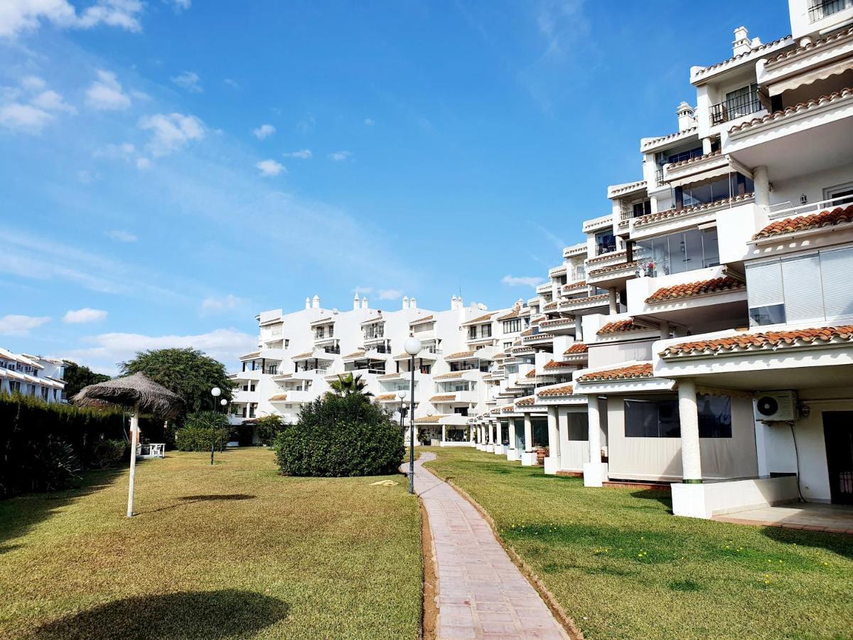 Cozy Apartment On The Beach Sitio de Calahonda 외부 사진