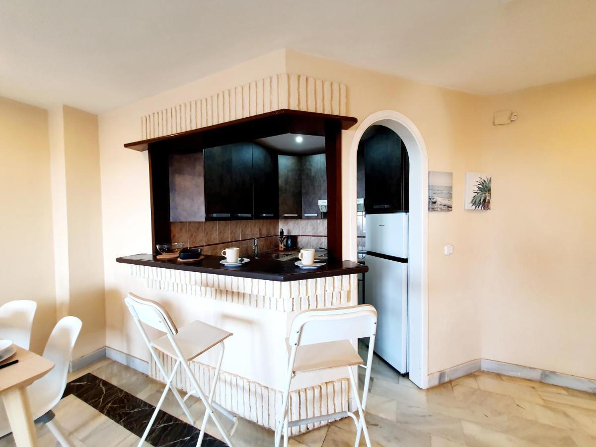 Cozy Apartment On The Beach Sitio de Calahonda 외부 사진