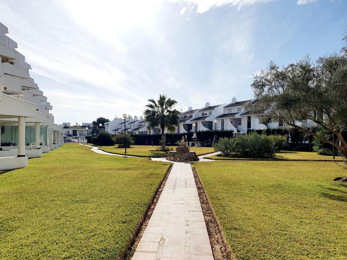 Cozy Apartment On The Beach Sitio de Calahonda 외부 사진